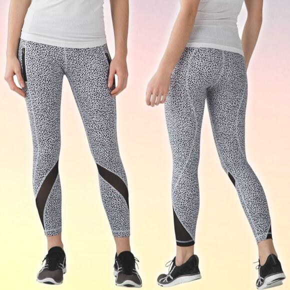 LULULEMON Inspire Tight II Mesh Size 6 Miss Mosaic White / Black - Picture 1 of 11